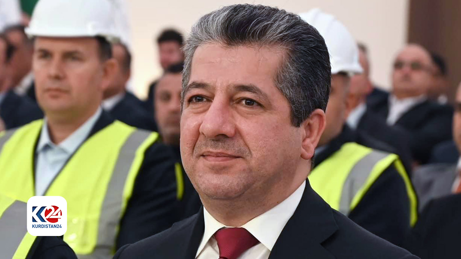 مەسرور بارزانی بەردی بناغەی بۆ دوو پڕۆژە لە زاخۆ دانا و کارگەیەکی لە دهۆک کردەوە